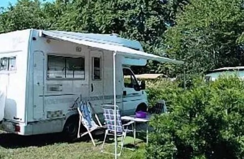 Castelnau-de-Montmiral House | Camping du Chêne Vert * - Bungalow Comfort 5pers 38,50m2 with covered terrace 2 bedrooms shaded and half shaded 5 people