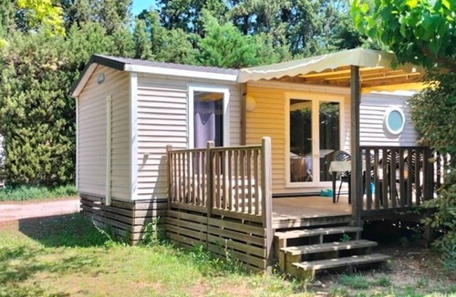 Chateauneuf-de-Gadagne House | Camping 3 étoiles - Piscine - ccbfihh