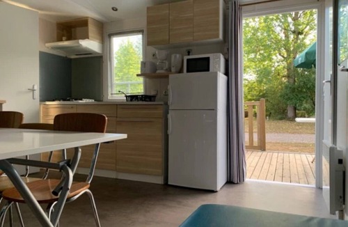 Saint-Honore-les-Bains House | Camping - Piscine - eeebdb