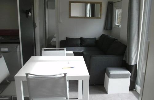 Saint-Mande-sur-Bredoire Other | Camping 3 étoiles - Piscine - ccbfa0c