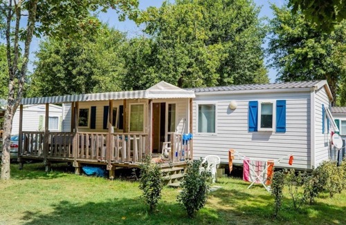 Sainte-Eulalie-en-Born House | Camping 3 étoiles - Parc aquatique - ccbfgdi