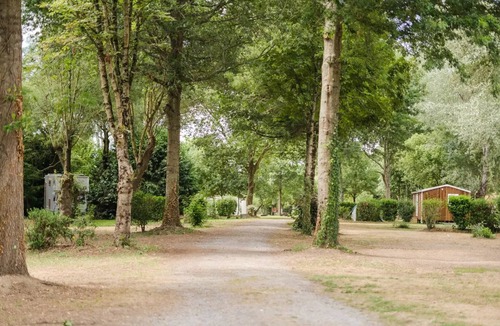 Saint-Julien-de-Concelles House | Camping Seasonova du Chêne * - COTTAGE 2 bedrooms 4 people