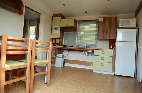 Villeneuve-les-Beziers House | Camping 4 étoiles - Piscine - ccaffca