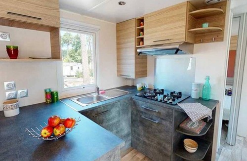 Condrieu House | Camping - Funpass inclus - Parc aquatique - eeaiga