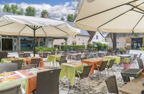 Coulanges House | Camping - Funpass inclus - Piscine - ccafeha