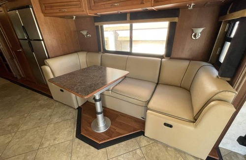 Grambling House | Camping in Grambling-Walking Distance to Campus