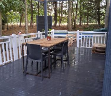 Saint-Paulet-de-Caisson Other | Camping Les Acacias