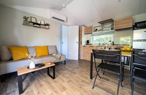 Brem Sur Mer House | Camping L'Océan * - Mobile Home Duo Premium 3 Rooms 4 People Jacuzzi + Air Conditioning + TV
