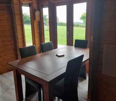 Chirat-l'Eglise House | Camping La Colline