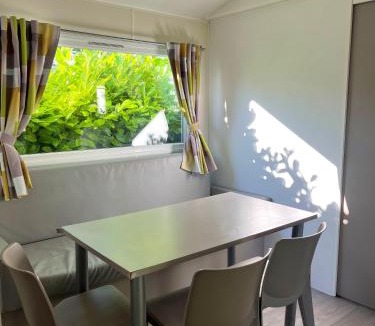 Angicourt Other | Camping la Faloise - Mobil-home 2 chambres