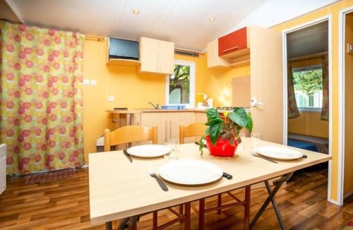 Nefiach House | Camping La Garenne* - Premium 4-room mobile home for 6/8 people
