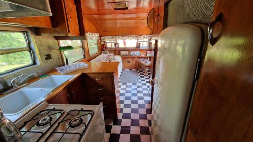 Saint-Medard-la-Rochette Other | CAMPING LA PERLE