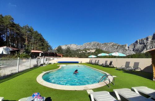 Saint-Auban Other | Camping La Pinatelle