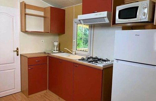 Pourcharesses RV Rental | Camping Lac de Villefort