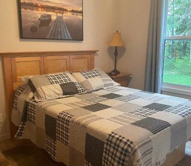 L'Anse-Saint-Jean Ski Chalet | Camping Le 4 Chemins
