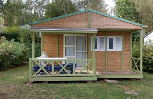 Canet-de-Salars Ski Chalet | Camping Le Caussanel ****: on the shores of Lake Pareloup