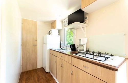 Canet-de-Salars House | Camping Le Caussanel* - Loggia Classic 26m² - Uncovered terrace - air conditioning - TV for 4 people