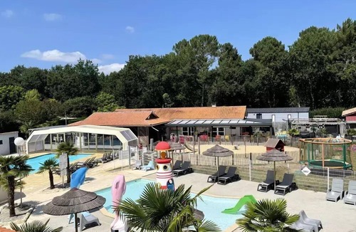 Saint-Laurent-de-Medoc House | Camping Le Paradis * - Mobile Home Camélia 3 Rooms 4 People + TV