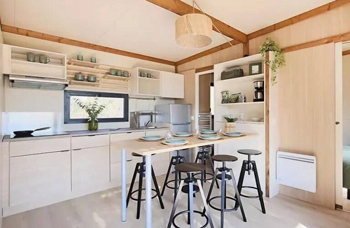 Hautot-sur-Mer Ski Chalet | Camping Le Marqueval* - Chalet Columbia 3 rooms 4 people
