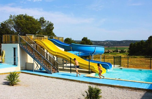 Fabrezan House | Camping Le Pinada *** - Mobilhome for 4 People