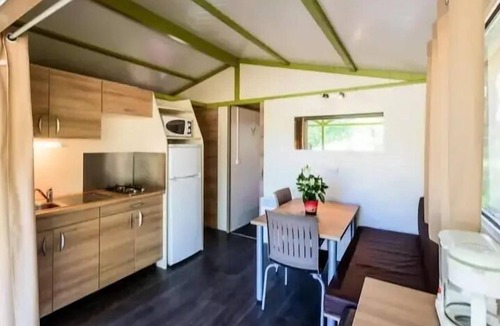 Saint-Cyprien Plage Ski Chalet | Camping Le Soleil de la Méditerranée * - Chalet Comfort 3 rooms 4 adults + 2 children with air conditioning - TV