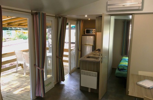 Roquebrune-sur-Argens RV Rental | Camping Lei Suves- Greenchalets