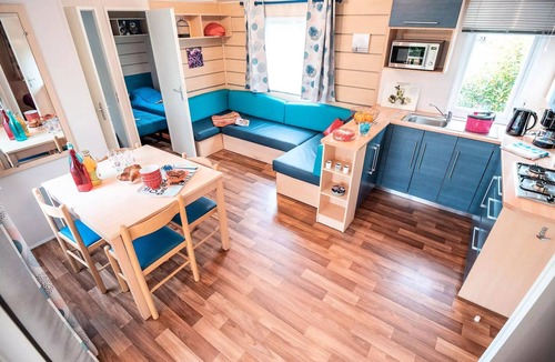 Severac-le-Chateau House | Camping les Calquieres* - Mobile Home Twinny 4 rooms 6 people Air-conditioned