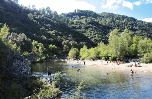 Ribes House | Camping Les Châtaigniers * - Mobil canvas Maori 3 rooms 4 people Without Sanitary
