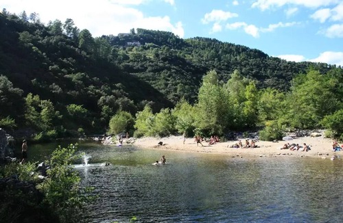 Ribes House | Camping Les Châtaigniers * - Mobil canvas Maori 3 rooms 4 people Without Sanitary