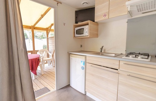 Royan RV Rental | Camping Les Chèvrefeuilles