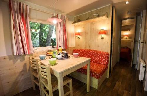 Ribes Other | Camping Les Cruses