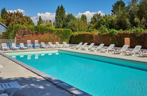 Ivry-la-Bataille House | Camping les Fontaines *** - Classic Mobile Home 3 rooms 6 people
