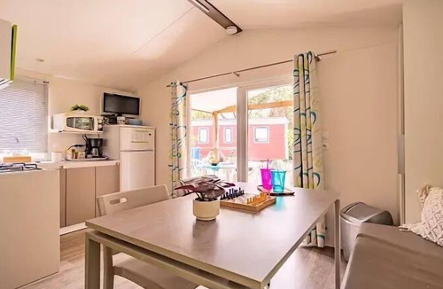 Laroque-des-Alberes House | Camping Les Albères * - Mobil Home Loisirs 3 Rooms 4 People Air Conditioned + TV