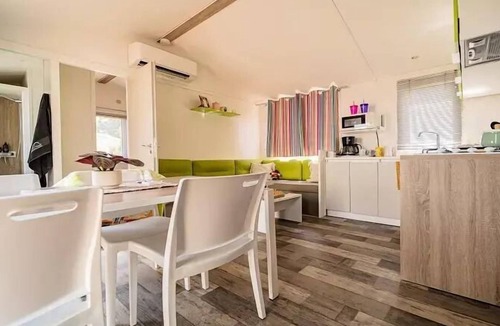 Laroque-des-Alberes House | Camping Les Albères * - Magical Mobile Home 4 Rooms 6/8 People Air-conditioned + TV