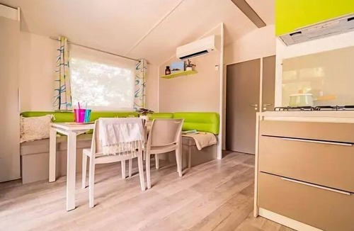 Laroque-des-Alberes House | Camping les Albères* - Mobil Home Loisirs 3 Rooms 4 People