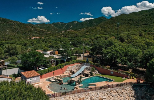 Laroque-des-Alberes House | Camping les Albères* - 2-room Maori tent for 4 people without sanitary facilities