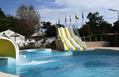 Saint-Hilaire-de-Riez House | Camping Les Biches ***** - Mobile home 4 Rooms 6 People