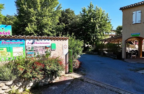 Rosieres House | Camping les Hydrangeas * - Canvas Bungalow 3 rooms 5 people Without Sanitary facilities