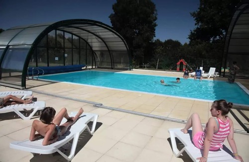 Saint-Valerien Ski Chalet | Camping Les Rulières * - Chalet for 4 People