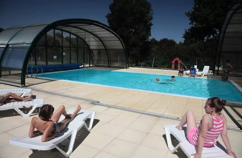 Saint-Valerien Ski Chalet | Camping Les Rulières * - Chalet for 6 People