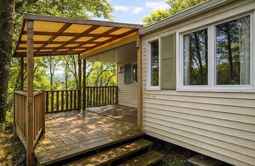 Pont-de-Salars RV Rental | Camping Les Terrasses du Lac - Aveyron