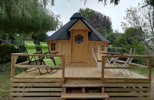 Mousseaux-sur-Seine RV Rental | Camping Loisirs des Groux