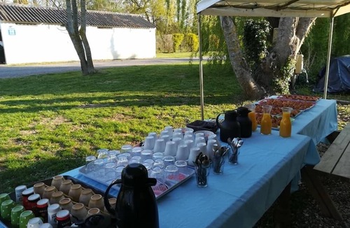 Mousseaux-sur-Seine RV Rental | Camping Loisirs des Groux