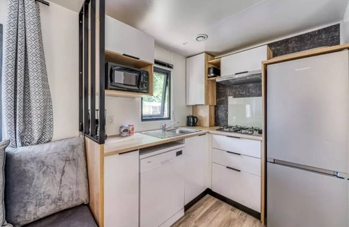 Saint-Paul-en-Born House | Camping maeva Escapades La Clairière * - Premium Mobile Home 4 Rooms 6 People Air Conditioned + TV