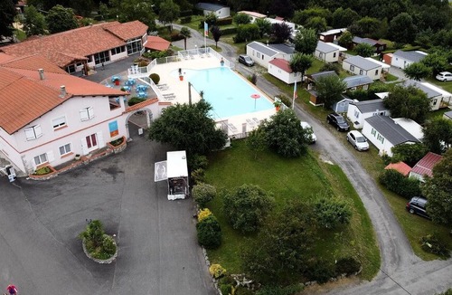Montrejeau House | Camping Midi Pyrenées **** - 3-room mobile home 4/6 people