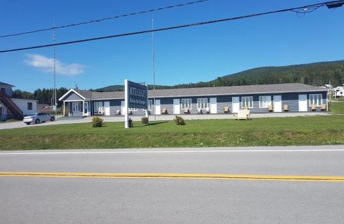 Gaspe Hotel | Camping Motel & Chalets Baie de Gaspé