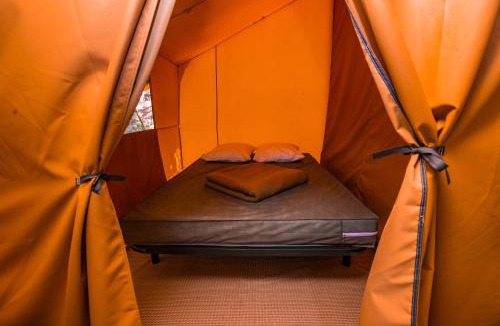 Villard-Saint-Sauveur Other | Camping Onlycamp le Martinet