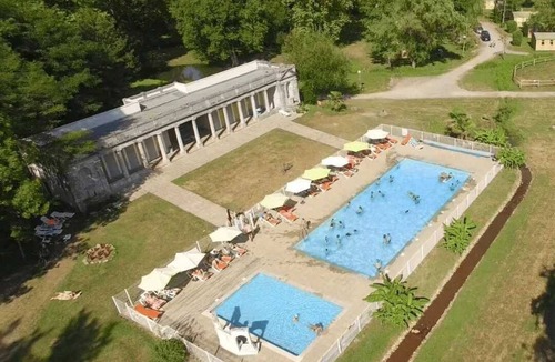 Montjoie-en-Couserans House | Camping - Piscine - ccbaiec
