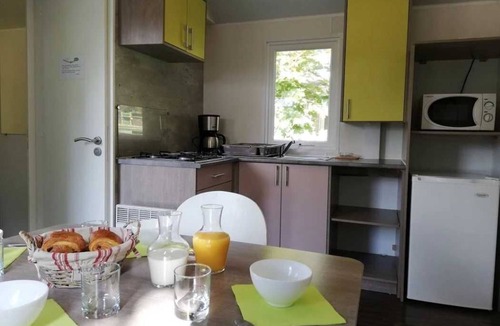 Montjoie-en-Couserans House | Camping - Piscine - ccbaied