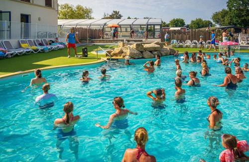 Ambon Other | Camping - Parc aquatique - ccafh0f